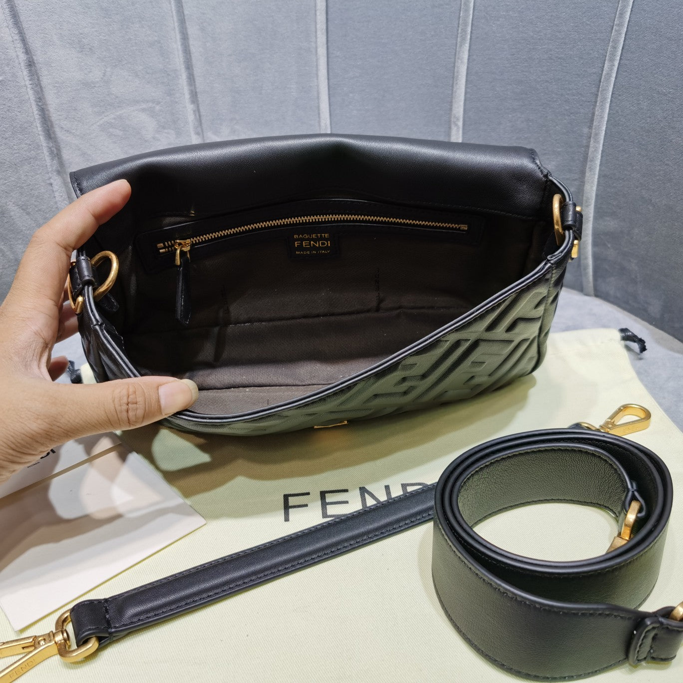Luxe Touch -  Bag - FED - 211