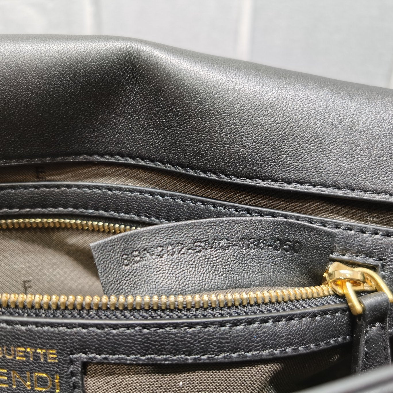 Luxe Touch -  Bag - FED - 211