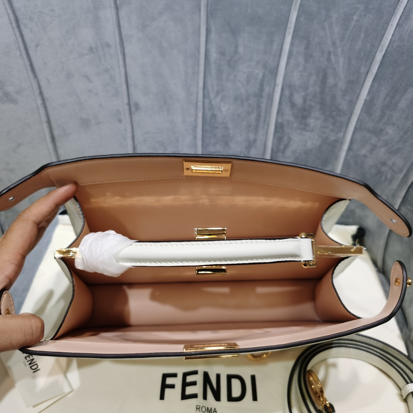 Luxe Touch -  Bag - FED - 445