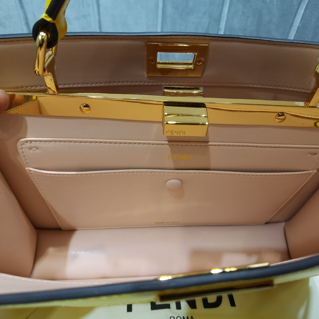 Luxe Touch -  Bag - FED - 446