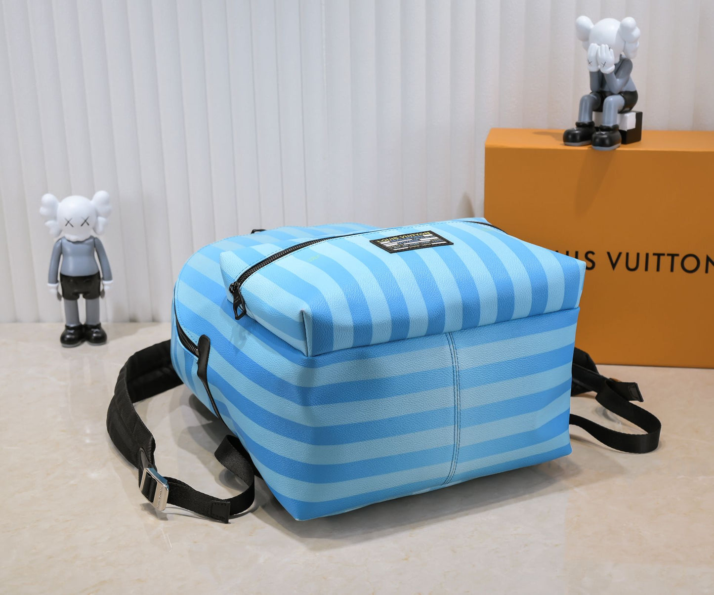 Elite Carryalls