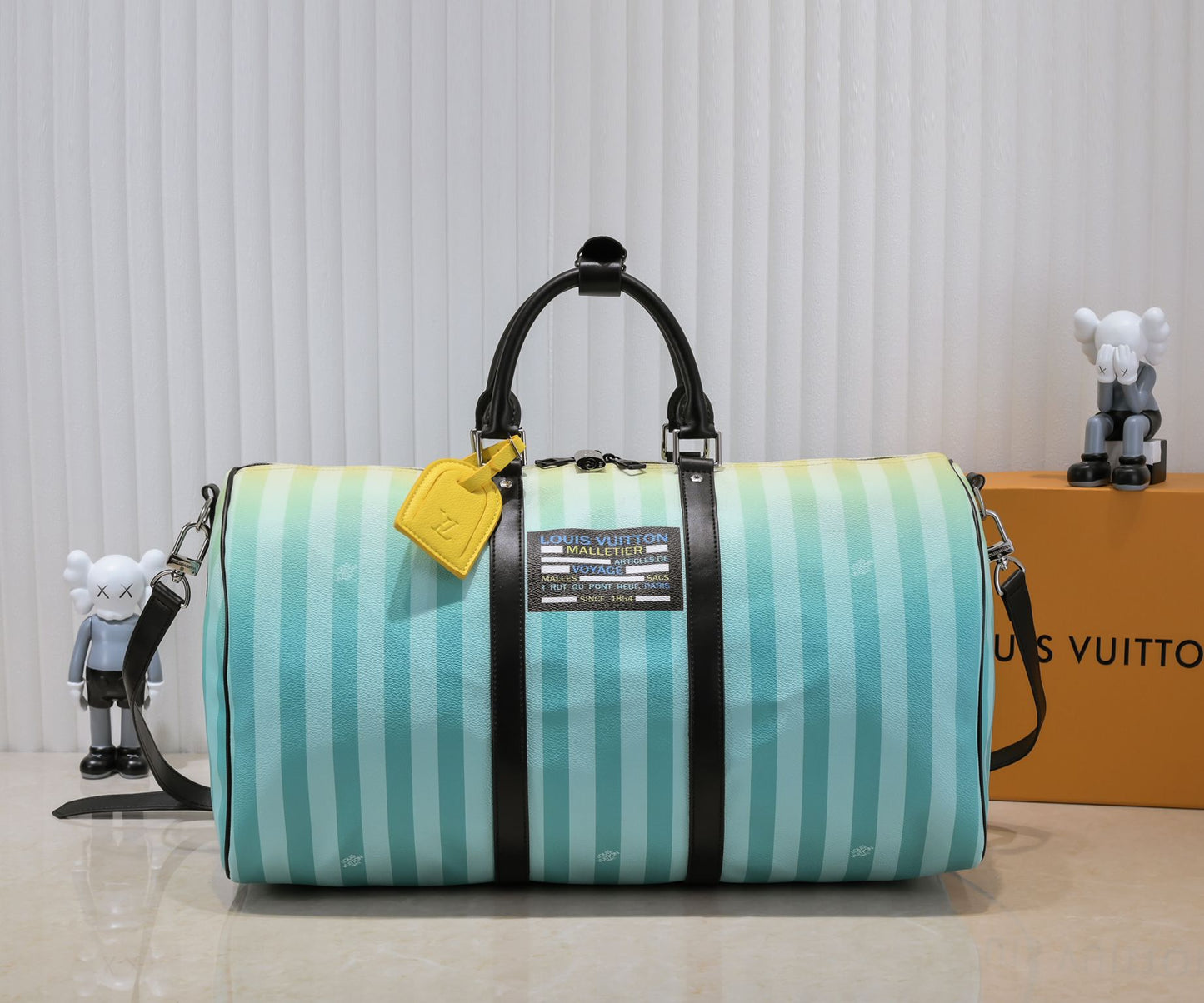 Elite Carryalls