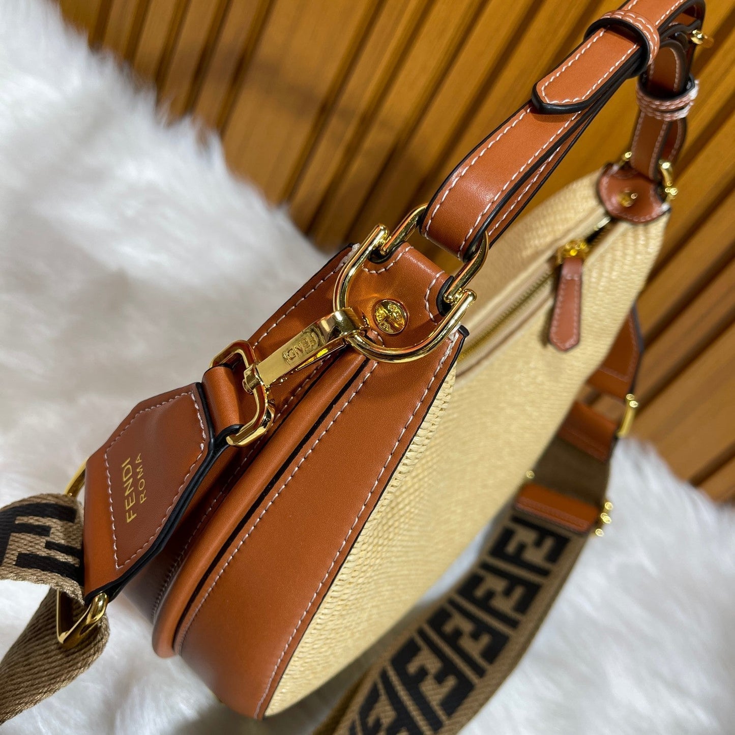 Elite Carryalls