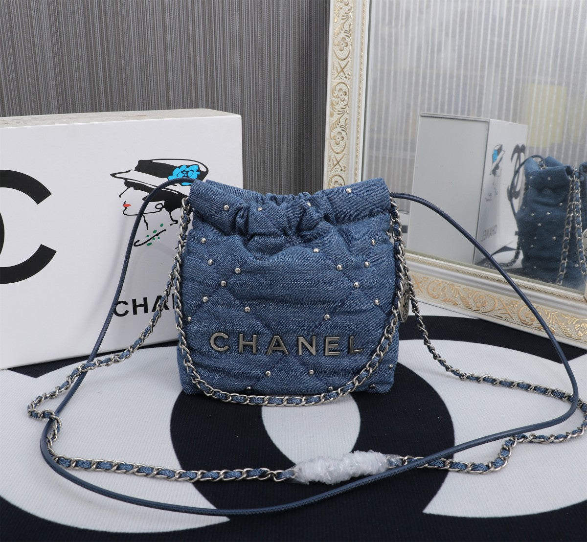 Elite Carryalls