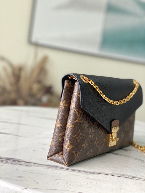 Fashion Luxe Touch bags - 5066