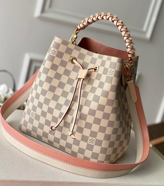 Luxe Touch Bags -   3165