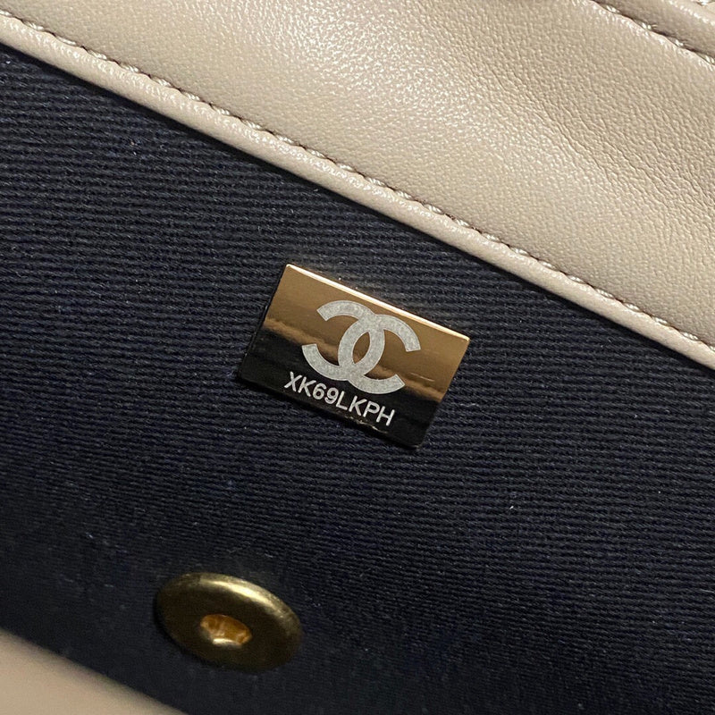Luxe Touch Bags 

 -  Bags - 3430