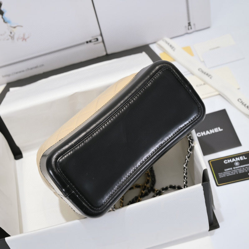 Luxe Touch Bags 

 -  Bags - 3035