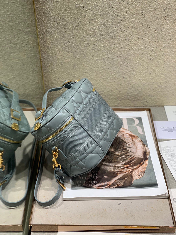 LTB - Luxe Touch Bags - 1931