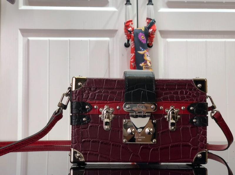 Luxe Touch Bags -   2334