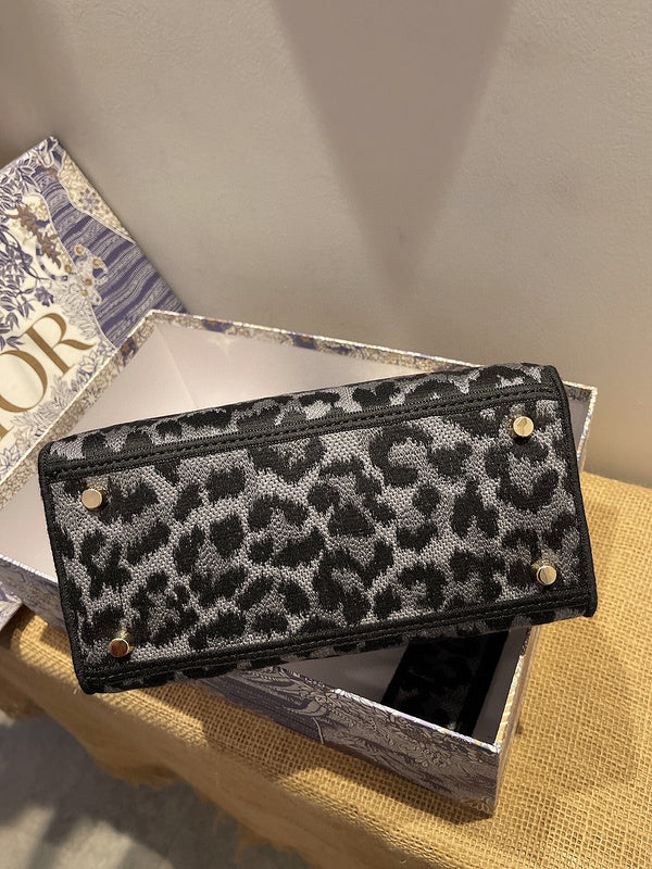 LTB - Luxe Touch Bags - 2595