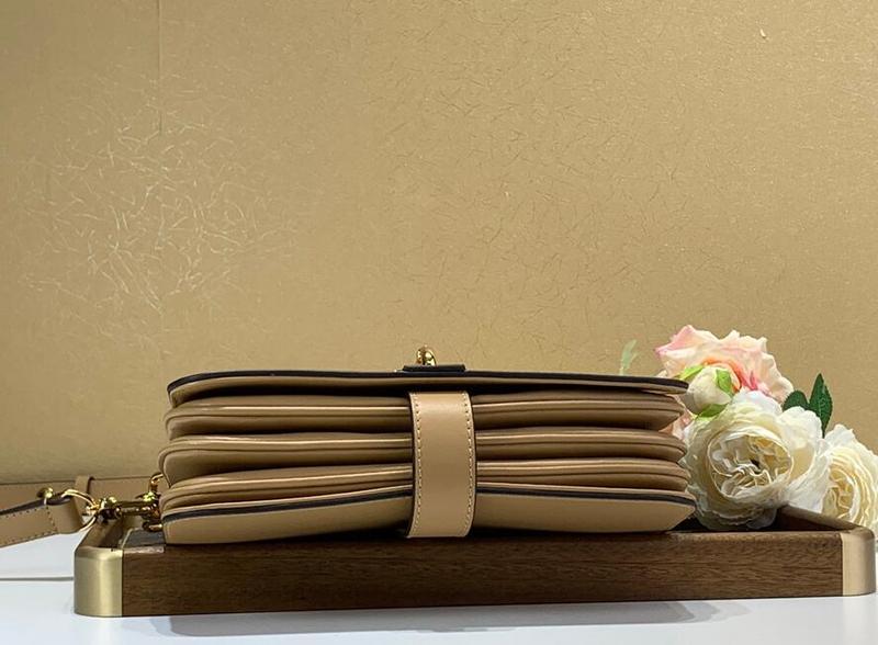 Luxe Touch Bags -   2501