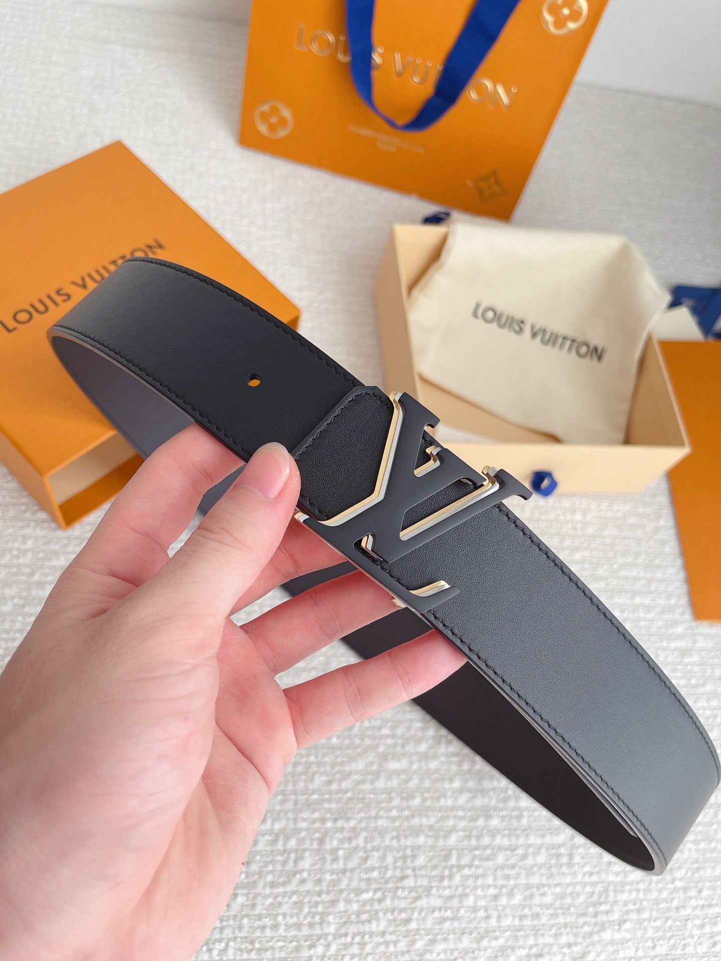 LTB  -Luxury  LUV  BELTS 031
