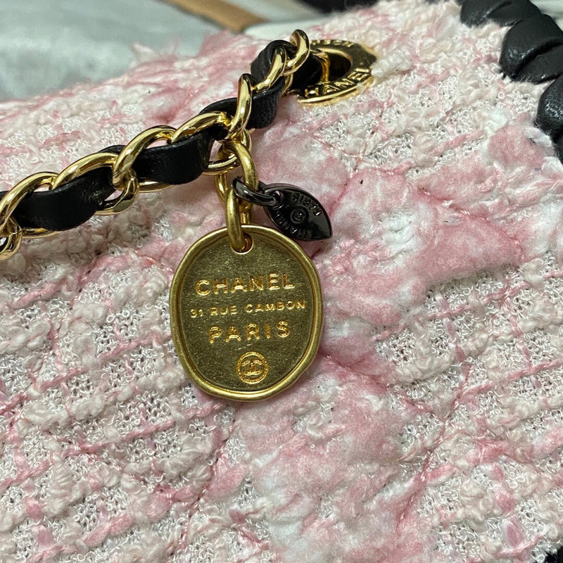 Luxe Touch Bags 

 -  Bags - 3389