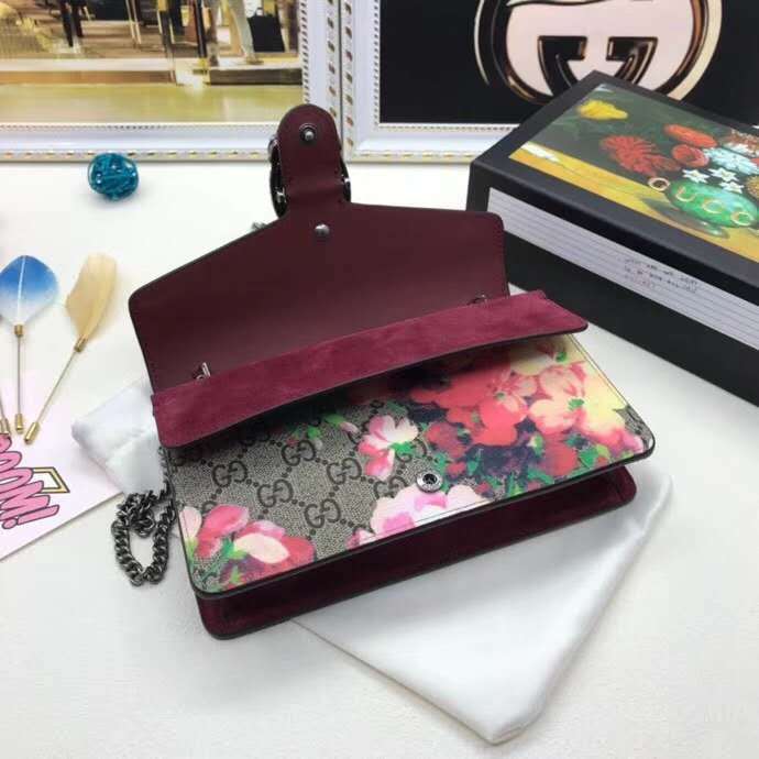 Luxe Touch Bags - Luxe Touch Bags - 584