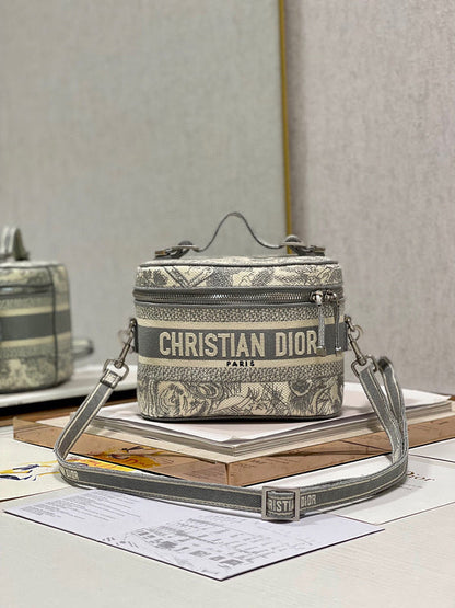 LTB - Luxe Touch Bags - 1929