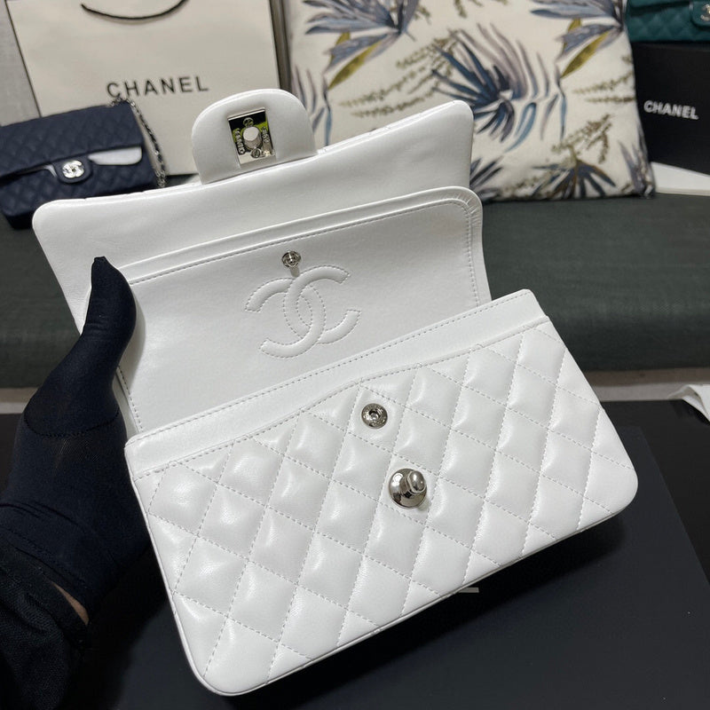 Luxe Touch Bags 

 -  Bags - 3230