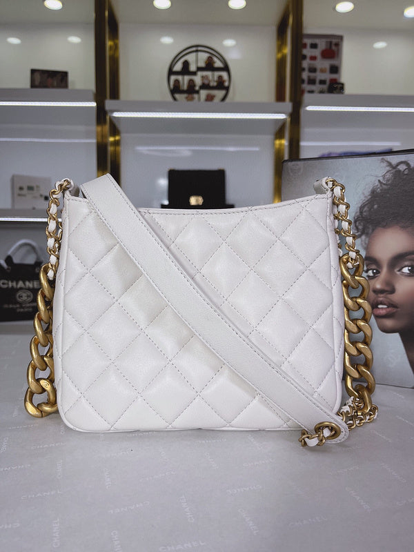 Luxe Touch Bags 

 -  Bags - 3388
