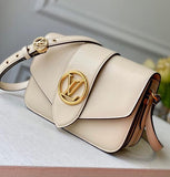 Luxe Touch Bags -   2986