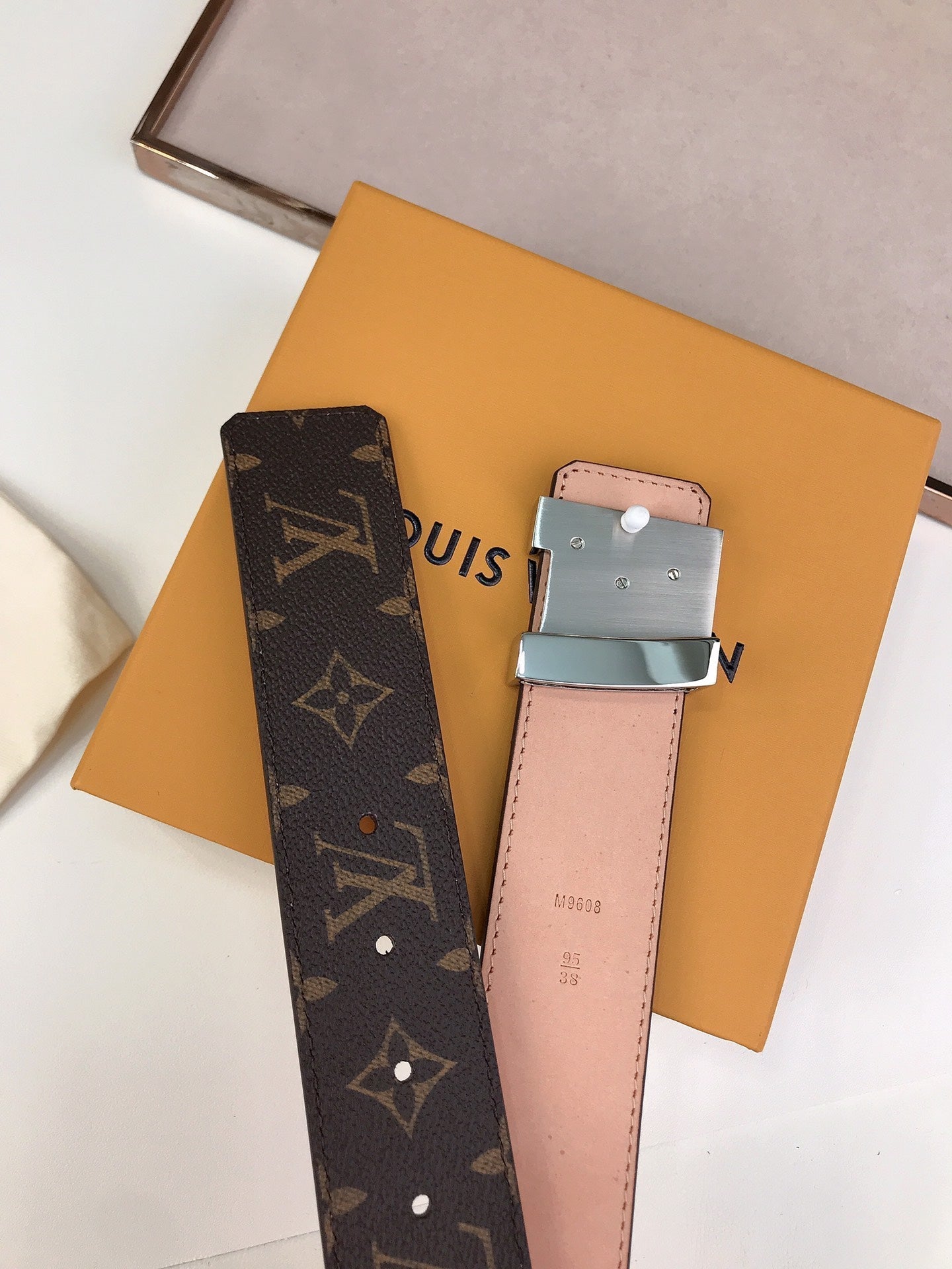 LTB  -Luxury  LUV  BELTS 009