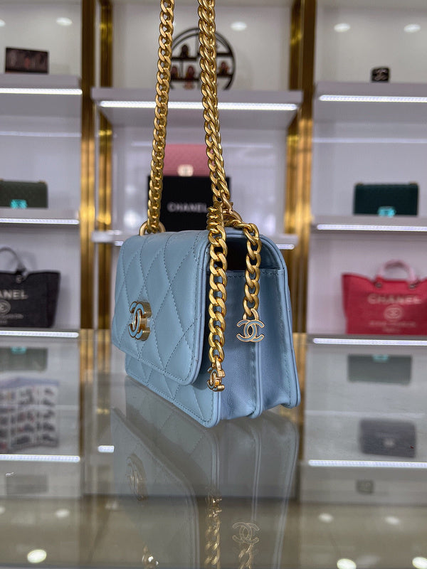 Luxe Touch Bags 

 -  Bags - 3372