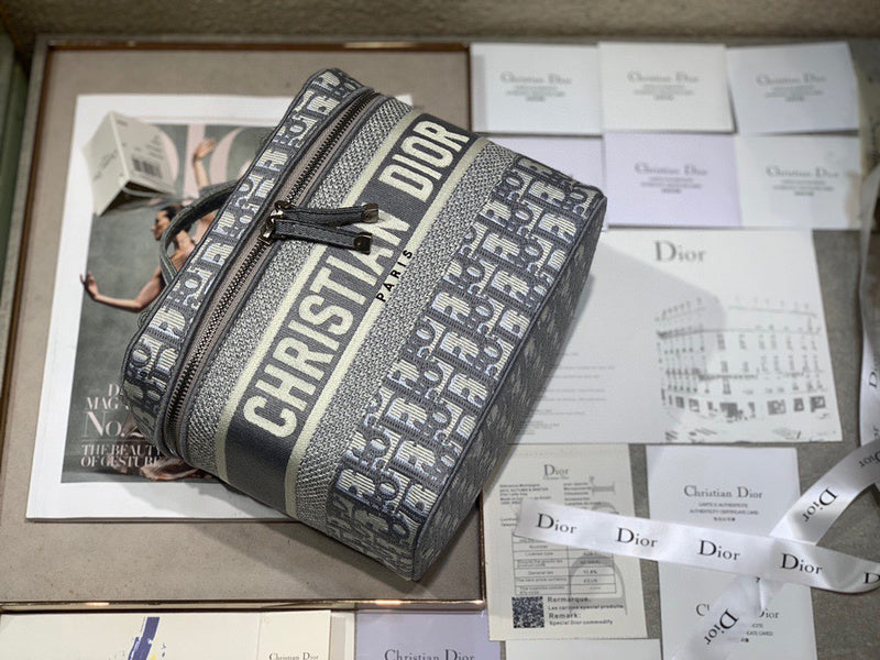 LTB - Luxe Touch Bags - 1947
