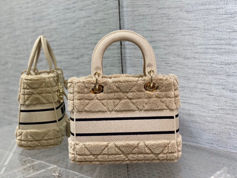 LTB - Luxe Touch Bags - 1939