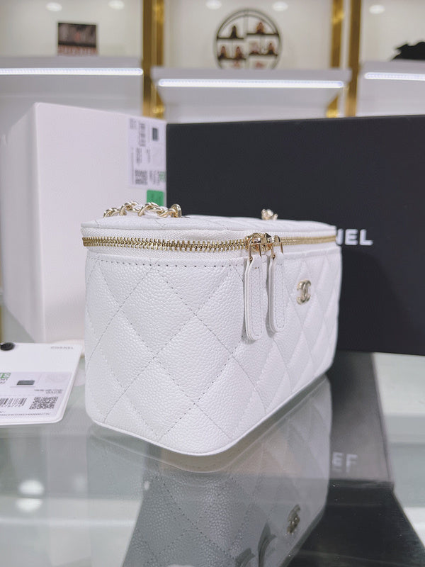 Luxe Touch Bags 

 -  Bags - 3125