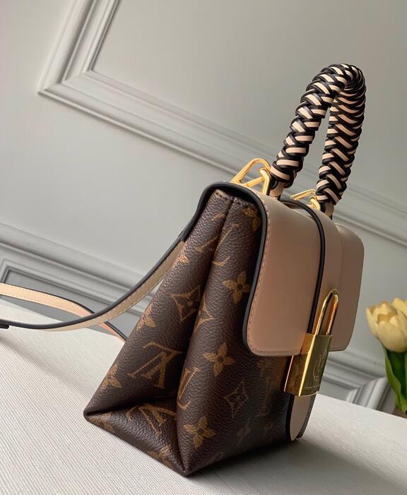 Luxe Touch Bags -   3156