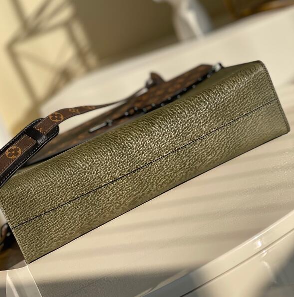 Luxe Touch Bags -   2550