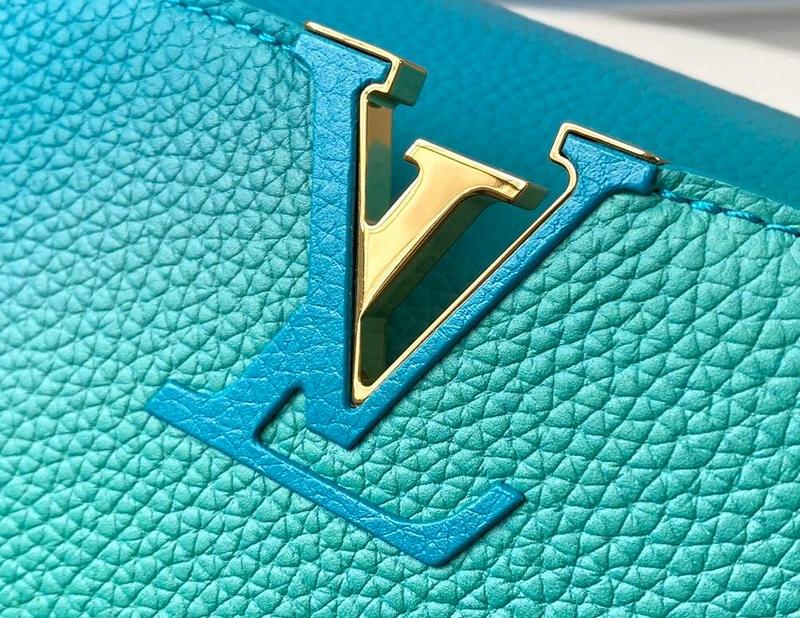 Luxe Touch Bags -   2625