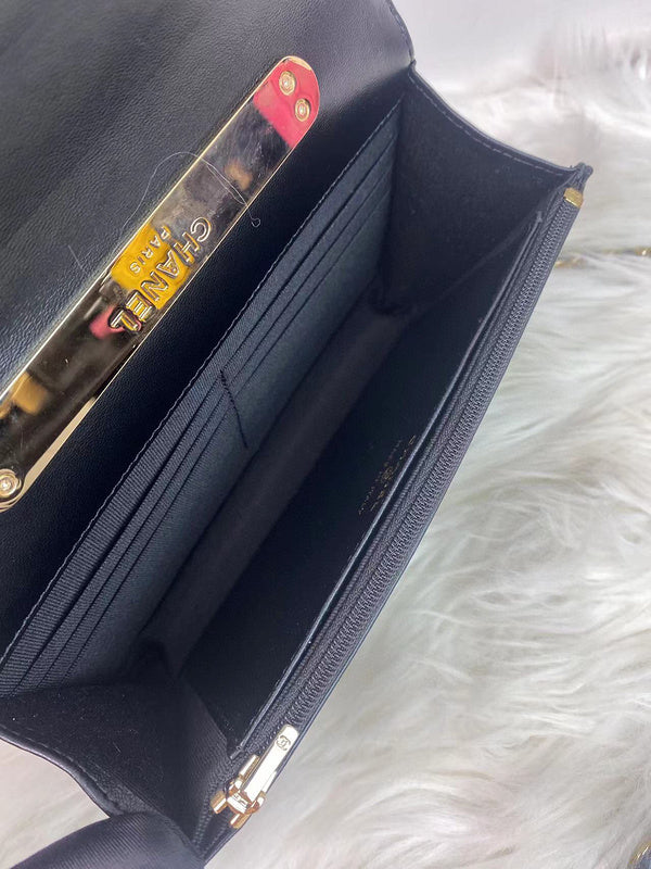 Luxe Touch Bags 

 -  Bags - 3076