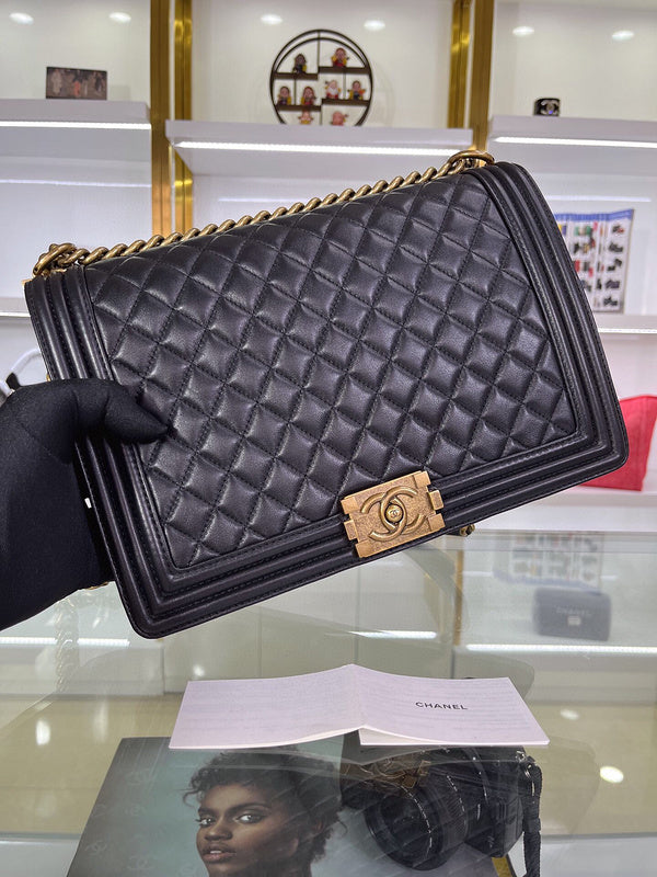 Luxe Touch Bags 

 -  Bags - 3368