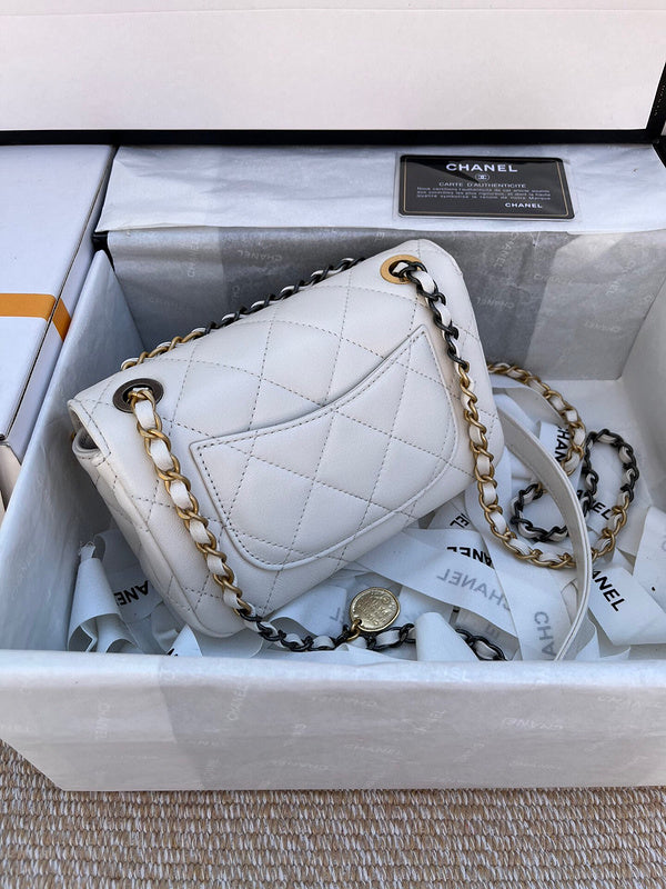 Luxe Touch Bags 

 -  Bags - 3433