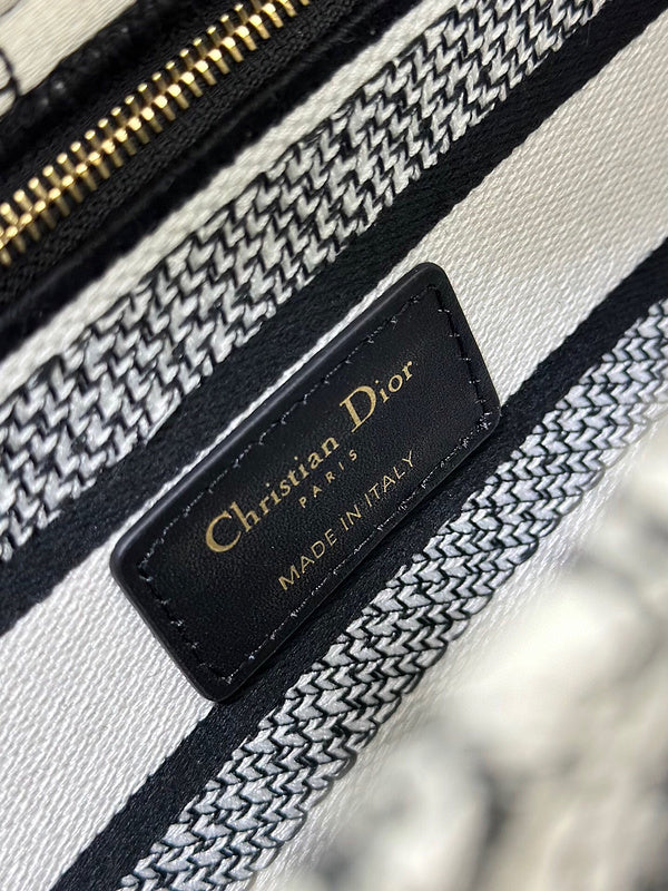 LTB - Luxe Touch Bags - 202