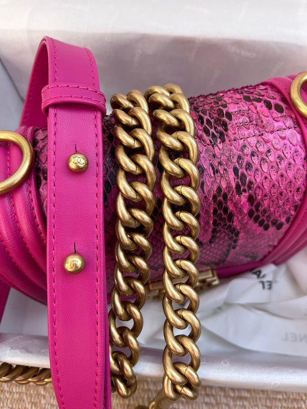 Luxe Touch Bags 

 -  Bags - 3413