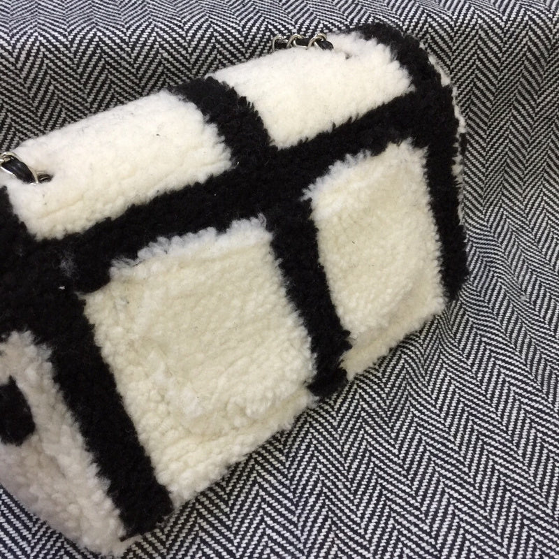 Luxe Touch Bags 

 -  Bags - 3507