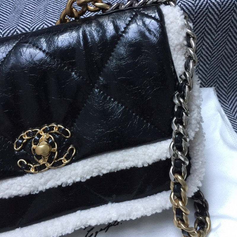Luxe Touch Bags 

 -  Bags - 3531
