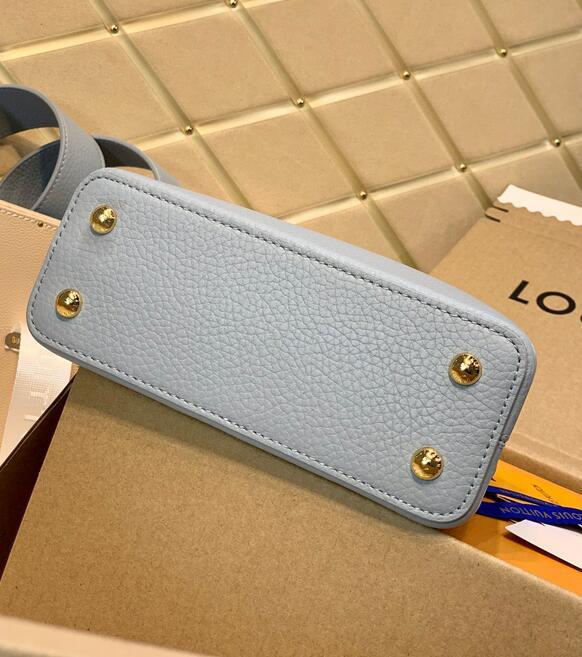 Luxe Touch Bags -   2970