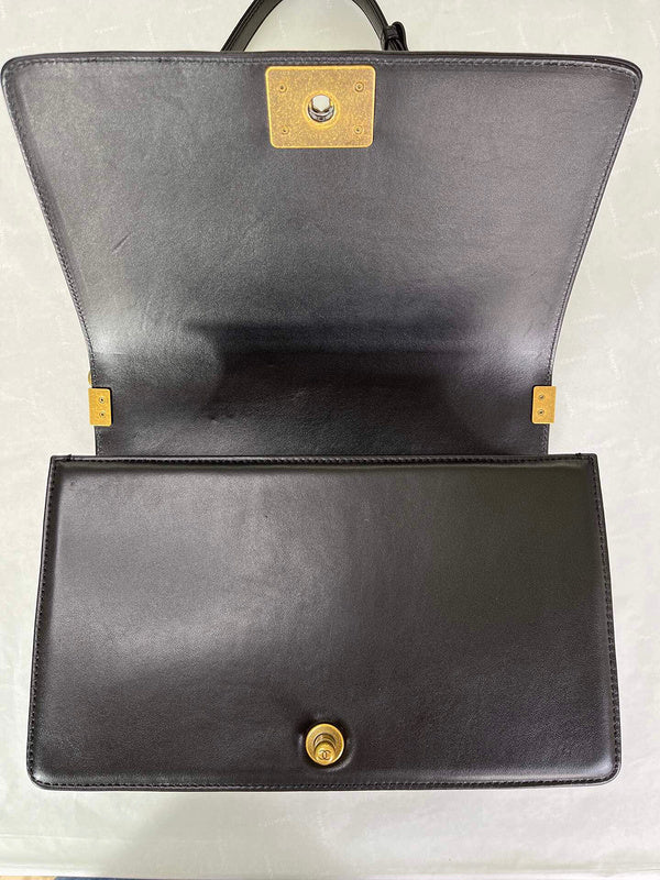 Luxe Touch Bags 

 -  Bags - 3379