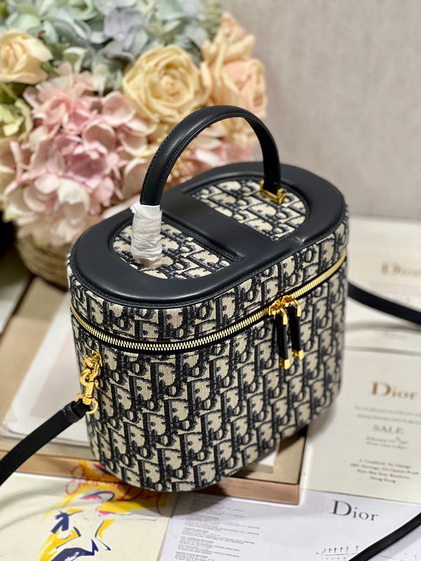 LTB - Luxe Touch Bags - 598