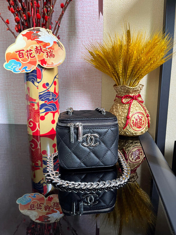 Luxe Touch Bags 

 -  Bags - 3160