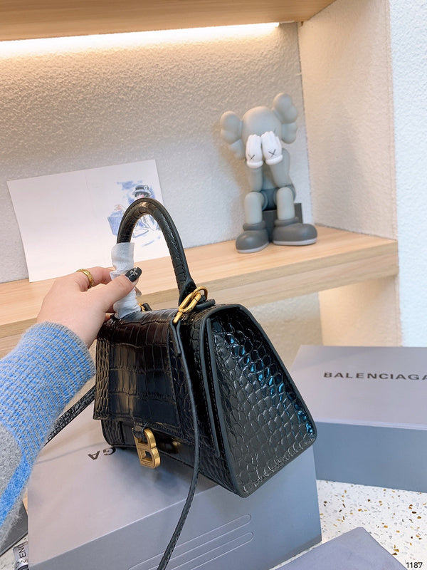 Luxe Touch Fashion - BGA Bags - 1590