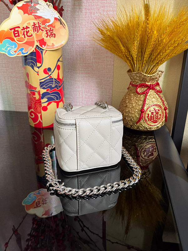Luxe Touch Bags 

 -  Bags - 3145