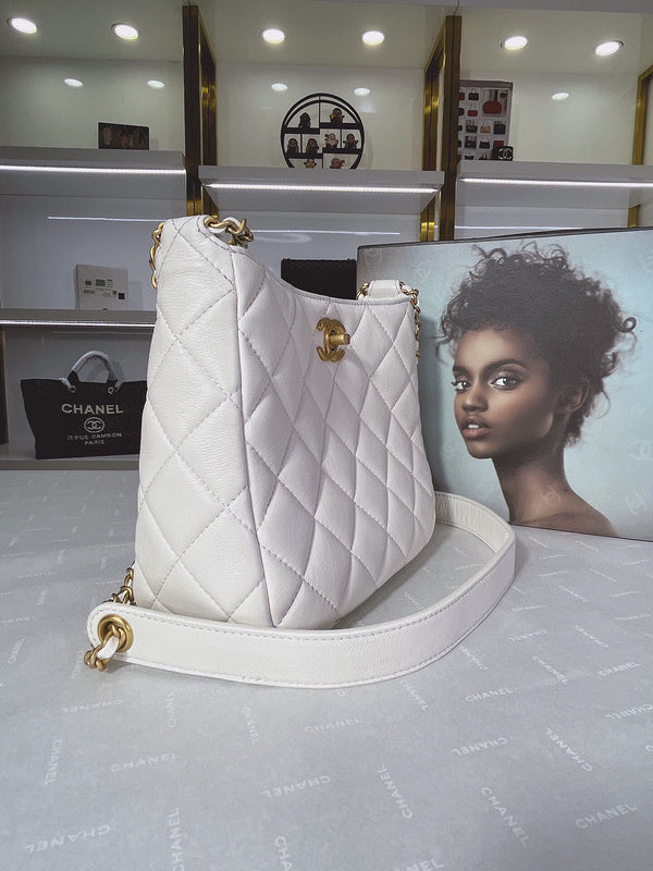 Luxe Touch Bags 

 -  Bags - 3388