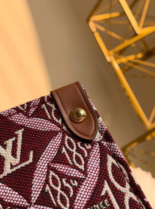 Luxe Touch Bags -   2603