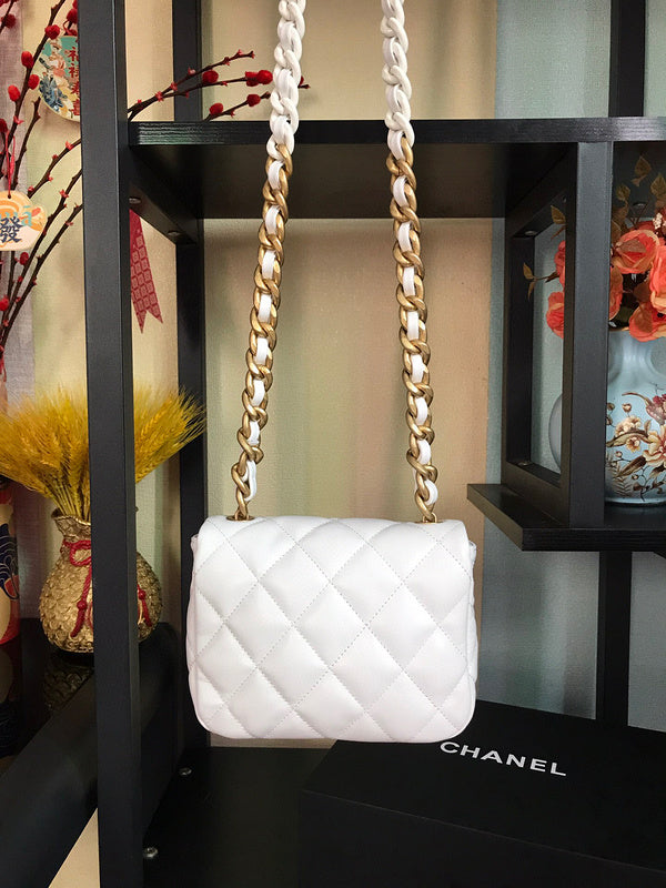 Luxe Touch Bags 

 -  Bags - 3252