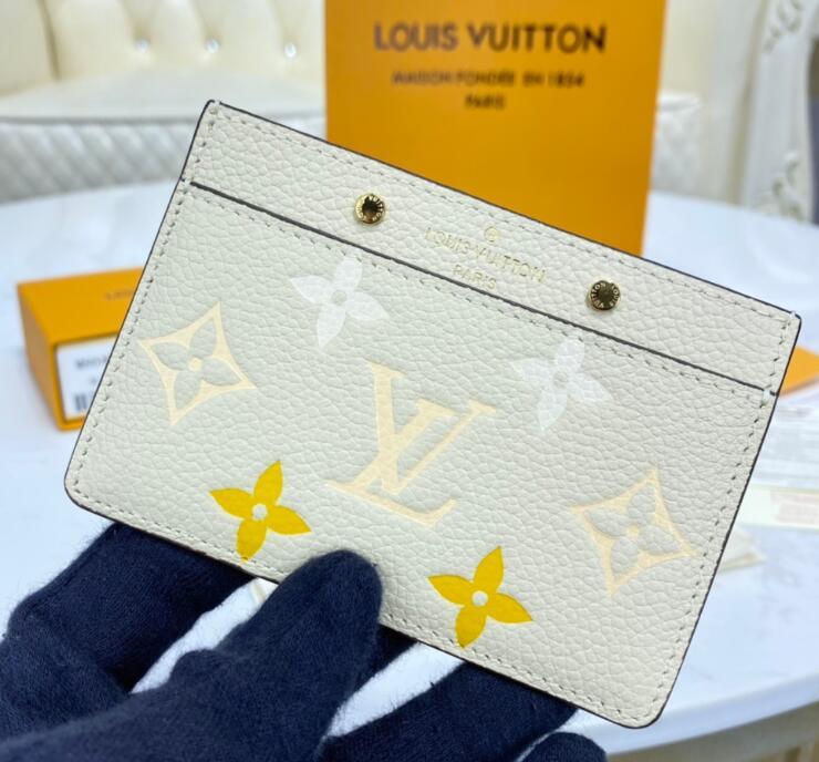 Luxe Touch Bags -   2467