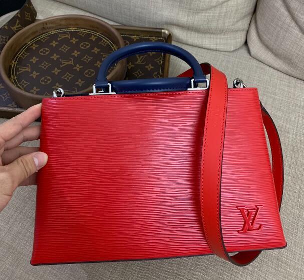 Luxe Touch Bags -   2425