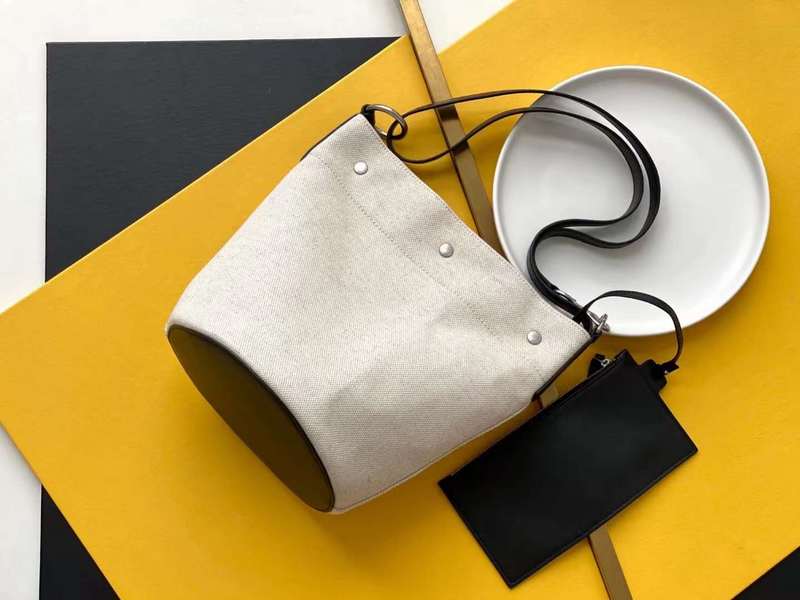 Luxe Touch - SLY Bags 163